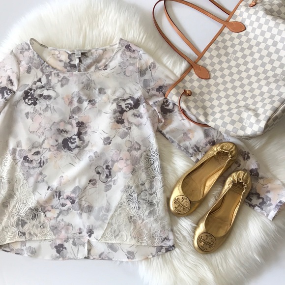 LC Lauren Conrad Tops - Lauren Conrad floral peasant top